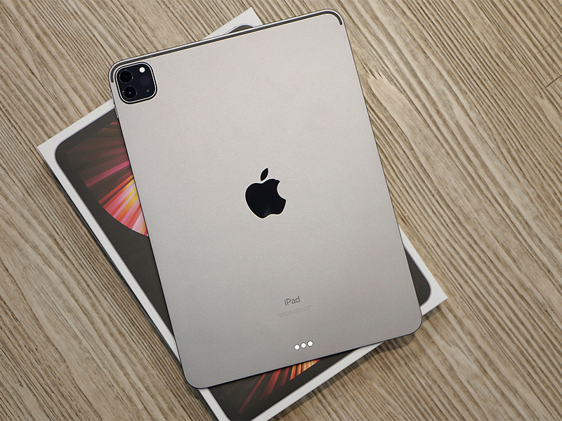 Mặt lưng iPad Pro 2021